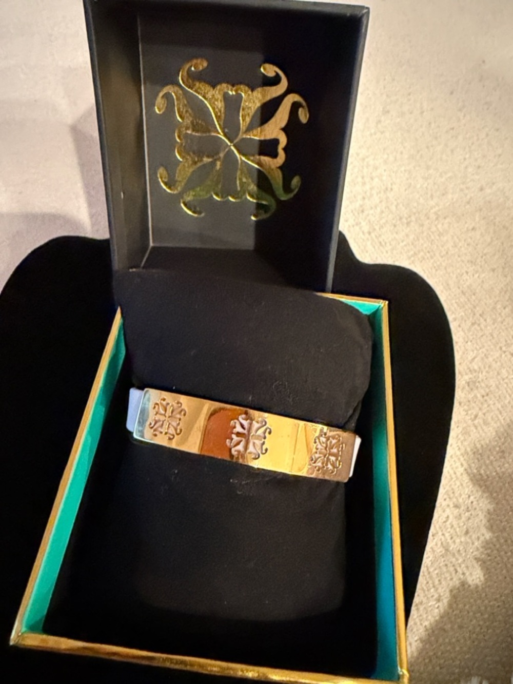 Rustic Cuff Gold Tone Decorative Cuff Bracelet in light violet